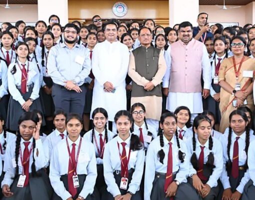 लोकतंत्र की पाठशाला बना विधानसभा परिसर: शकुंतला विद्यालय के विद्यार्थियों ने सदन की कार्यवाही का किया अवलोकन