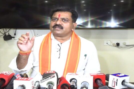 नई सरकार के ढाई साल में 11 लाख से ज्यादा PM आवास पूरे, 4 लाख निर्माणाधीन, पहली कैबिनेट में 18 लाख से अधिक आवास का लिया था संकल्प, 2011 और 2018 की पात्रता सूची के सभी पात्र आवास स्वीकृत
